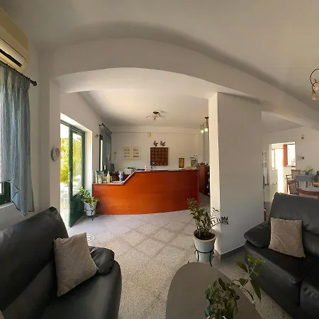 Hotel Odyssion 3*
