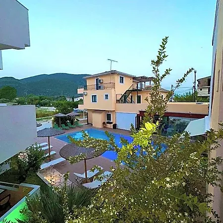 Odyssion Otel 3*