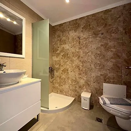 Odyssion Otel 3*