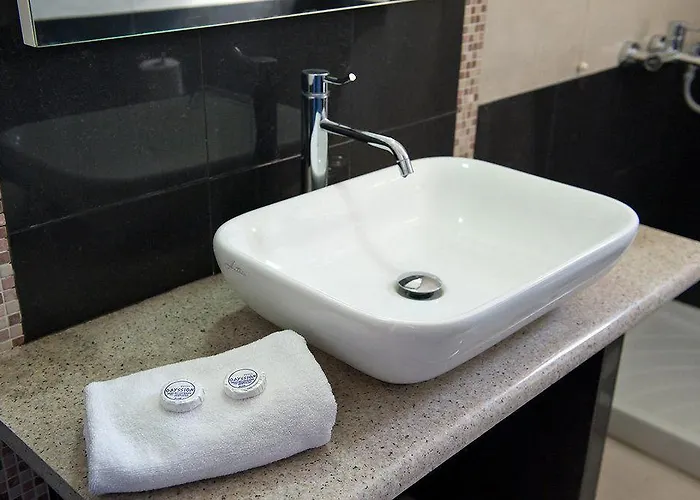 Odyssion Otel 3*