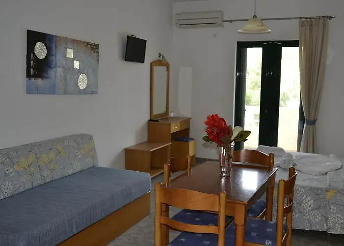 Otel Odyssion 3*